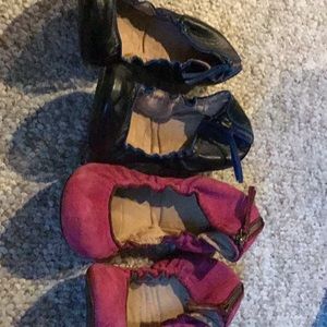 Gap ballet slipper both black & magenta